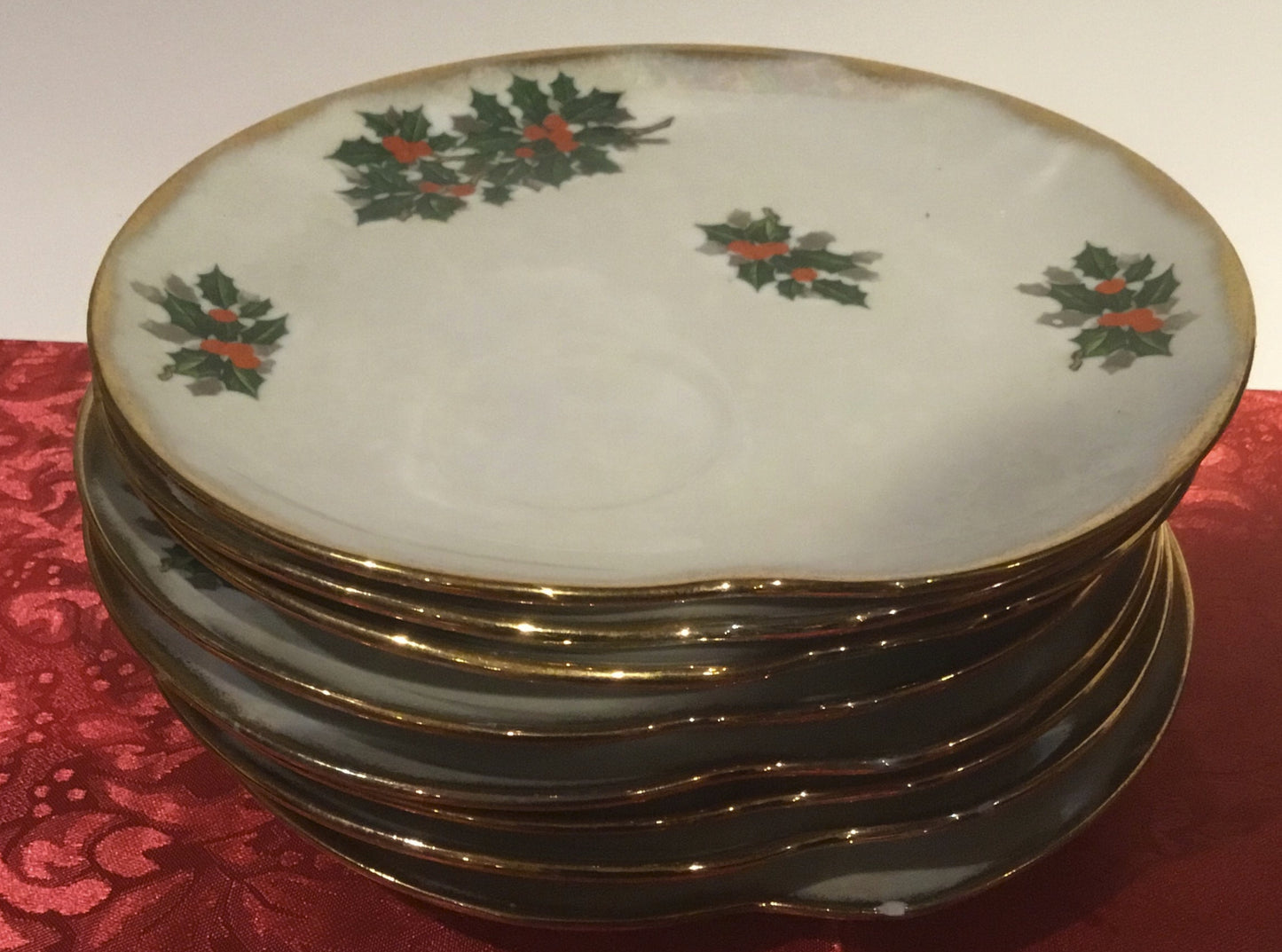 Vintage Ucagco Holly Berries Christmas Holiday Snack Plates, Set of 6 - No Cups