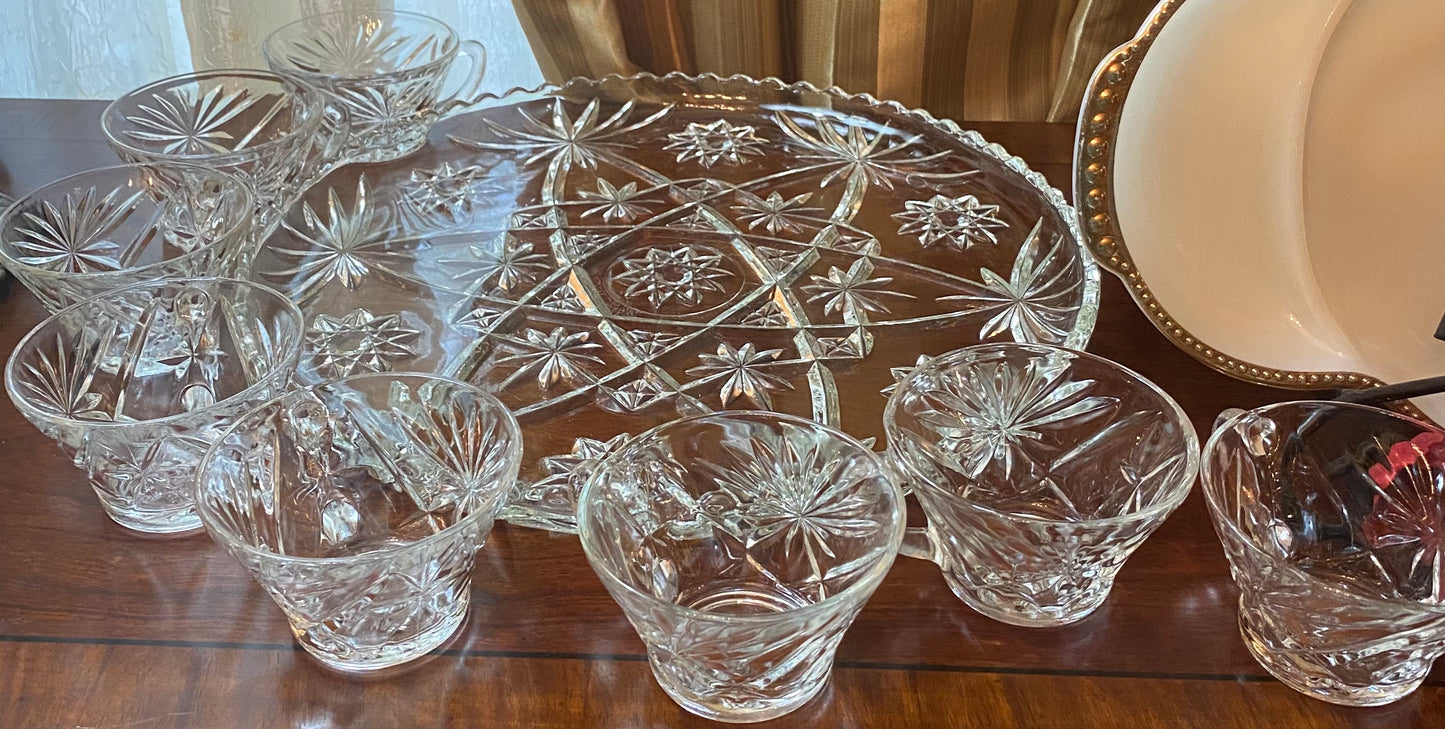 Anchor Hocking Prescut Clear Cupped Edge Torte Plate 6293, w/cups