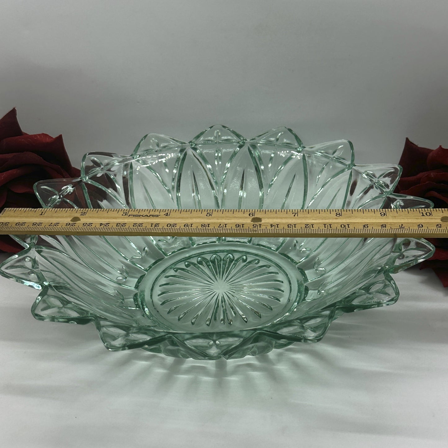 10" FEDERAL GLASS PETAL FLOWER BOWL GREEN