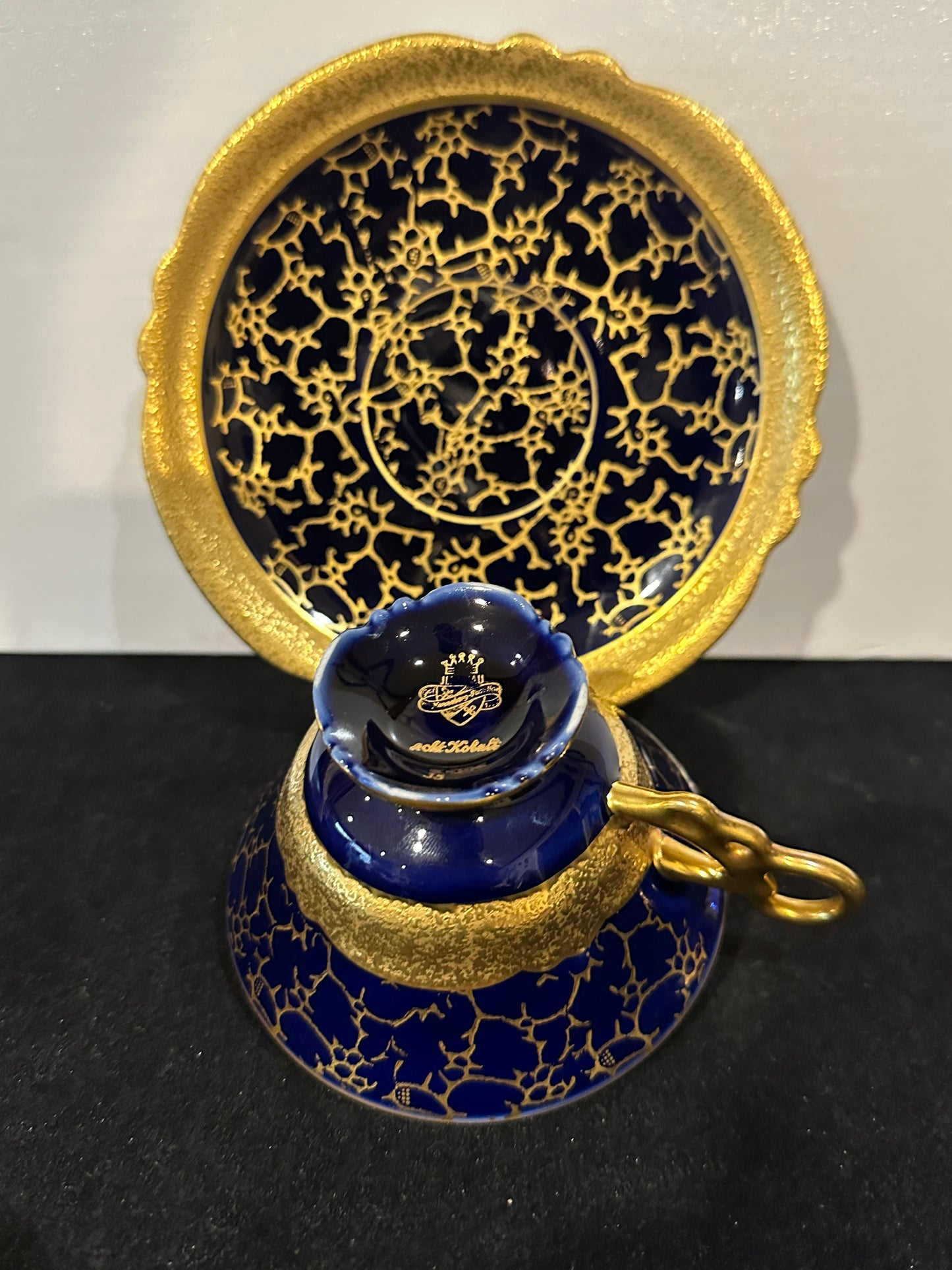JLMENAU Echt Kobalt Tea Cup & Saucer 24K Gold