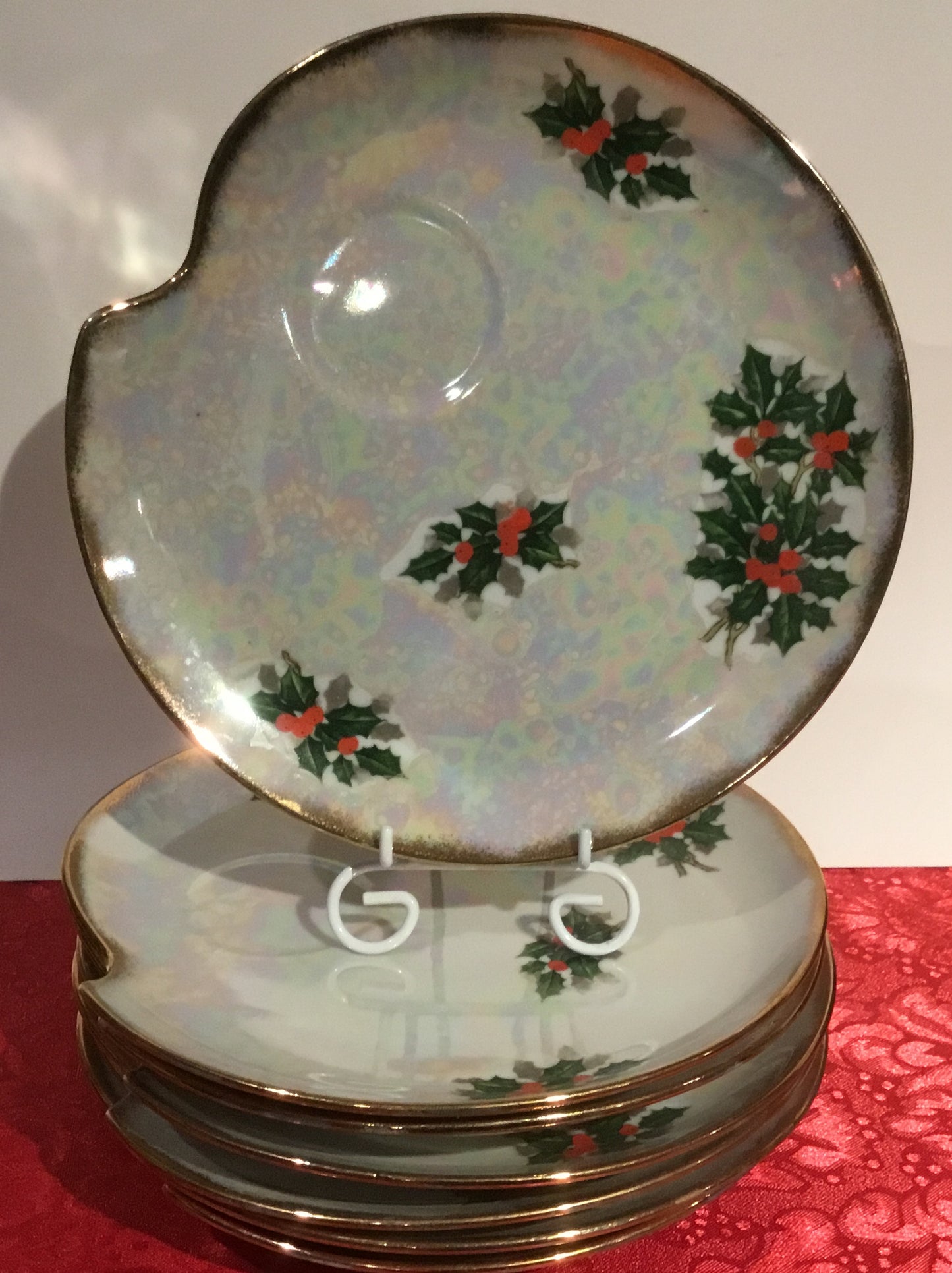 Vintage Ucagco Holly Berries Christmas Holiday Snack Plates, Set of 6 - No Cups