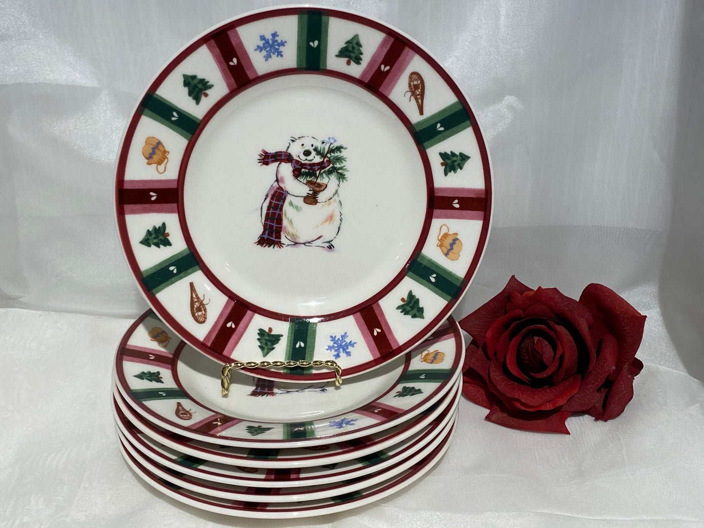 Pfaltzgraff Snow Bear Accent 8” Salad Plate